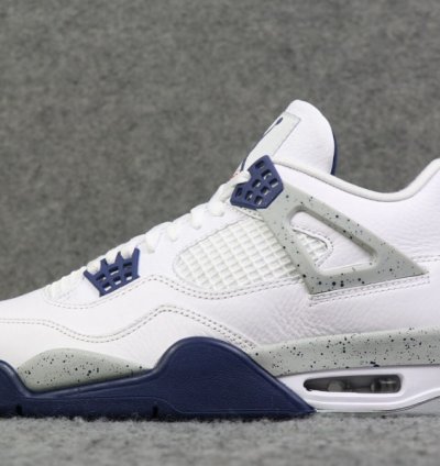 Air Jordan 4 Retro Midnight Navy
