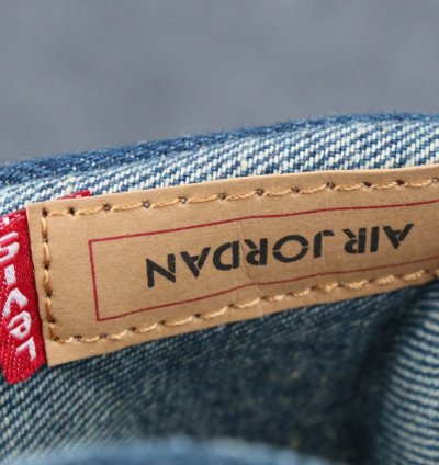 Air Jordan 4 Retro Levi's Denim
