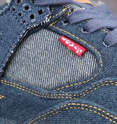 Air Jordan 4 Retro Levi's Denim
