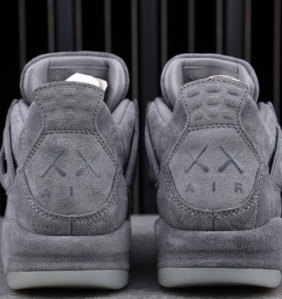 Air Jordan 4 Retro Kaws Grey