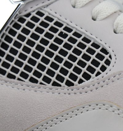 Air Jordan 4 Retro Frozen Moments