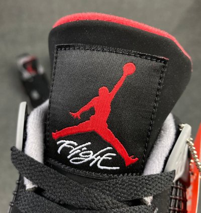 Jordan 4 Retro Bred (2019) 308497-060