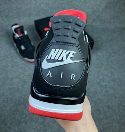 Jordan 4 Retro Bred (2019) 308497-060
