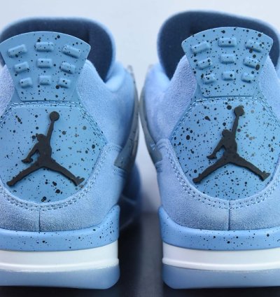 Jordan 4 Retro UNC University Blue Cool Grey Black
