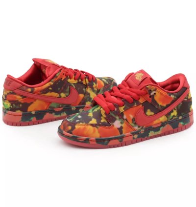 Nike SB Dunk Low The Wizard of Oz Poppy Field