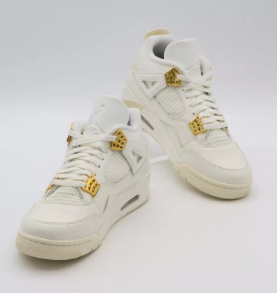 Nike Air Jordan 4 Retro Metallic Gold