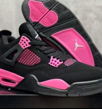 Air Jordan 4 Pink Thunder