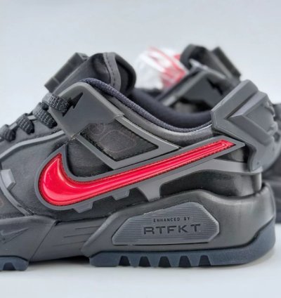 Nike RTFKT Dunk Genesis CloneX Edition RARE