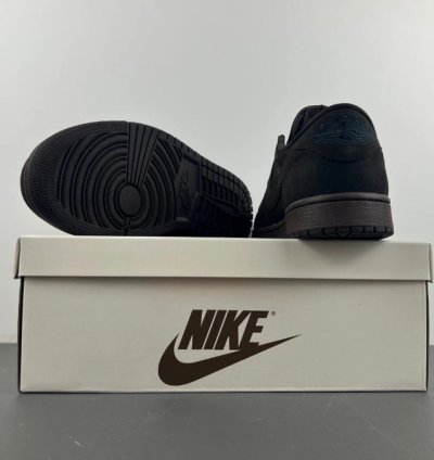 Jordan 1 Retro Low OG SP Travis Scott Velvet Brown