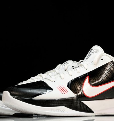 Kobe 5 Protro Bruce Lee Alternate