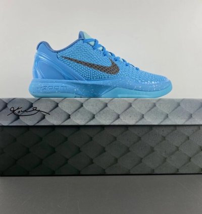 Kobe 6 Protro Blue Ice Grinch