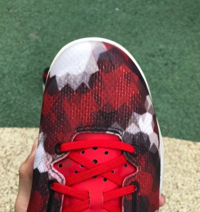 Nike Kobe 8 Milk Snake 555035-601