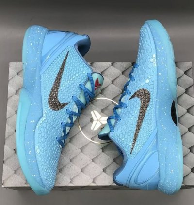 Nike Kobe 6 Protro Blue Ice Grinch Sneakers
