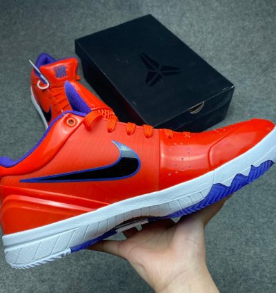 Undefeated x Nike Kobe 4 Protro Team Orange