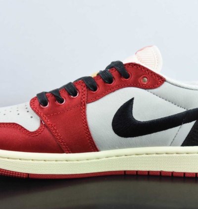 Trophy Room x Air Jordan 1 Retro Low Rookie Card Away
