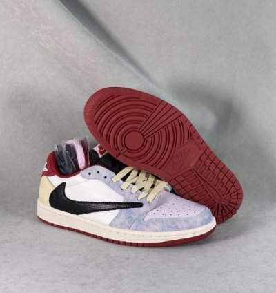 Travis Scott x Fragment x Air Jordan 1 Low TS CM7866 125