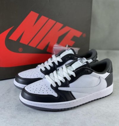 Travis Scott x Fragment x Air Jordan 1 Low Reverse Mocha
