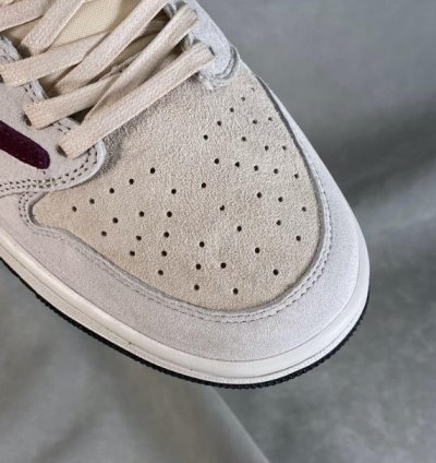 Travis Scott x Fragment x Air Jordan 1 Low OG DM7866-888