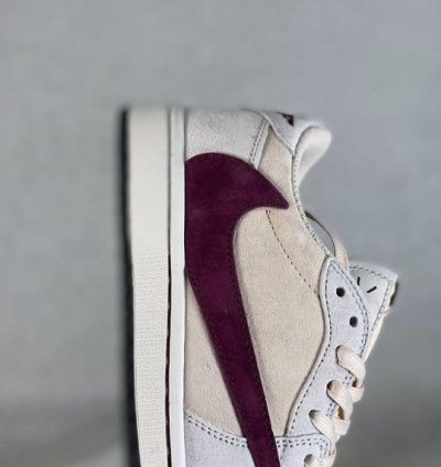 Travis Scott x Fragment x Air Jordan 1 Low OG DM7866-888