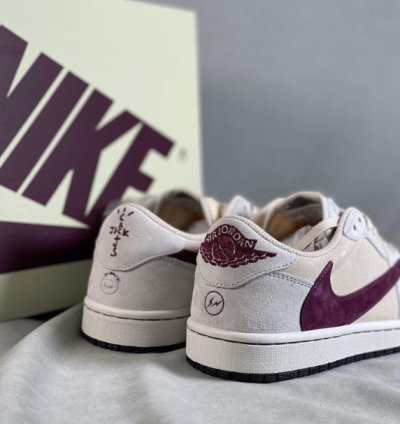 Travis Scott x Fragment x Air Jordan 1 Low OG DM7866-888