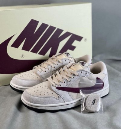 Travis Scott x Fragment x Air Jordan 1 Low OG DM7866-888