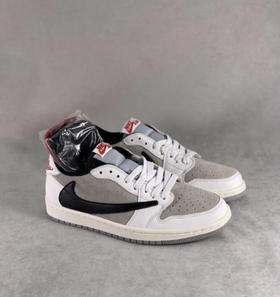 Travis Scott x Fragment x Air Jordan 1 Low