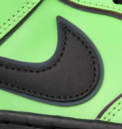 Nike SB Dunk Low The Powerpuff Girls Buttercup