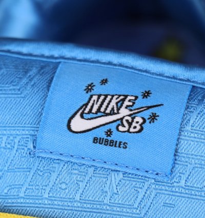 Nike SB Dunk Low The Powerpuff Girls Bubbles