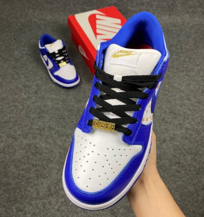 Nike Air SB Dunk Low Supreme Stars Hyper Royal