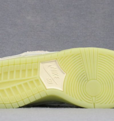 Nike SB Dunk Low Mummy