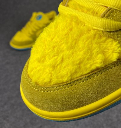 Nike SB Dunk Low Grateful Dead Bears Opti Yellow