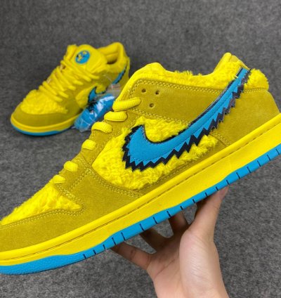 Nike SB Dunk Low Grateful Dead Bears Opti Yellow