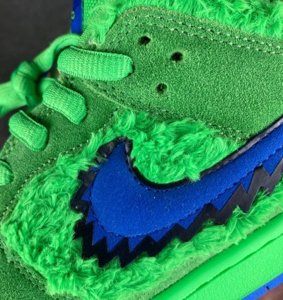 Nike SB Dunk Low Grateful Dead Bears Green
