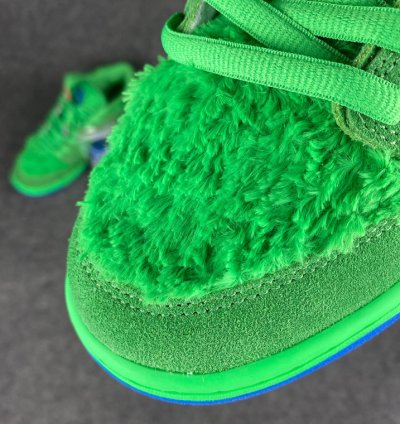 Nike SB Dunk Low Grateful Dead Bears Green