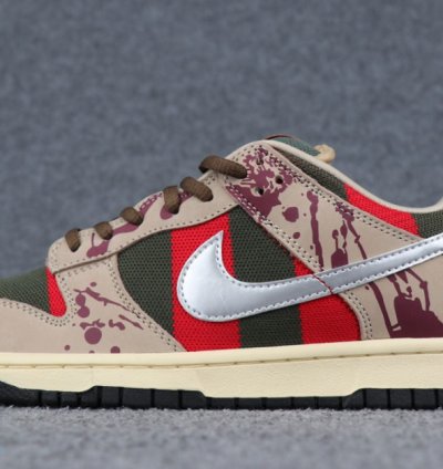 Nike SB Dunk Low Freddy Krueger