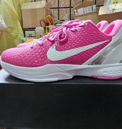 Kobe 6 Protro ' Think Pink ' - DJ3596 600 |