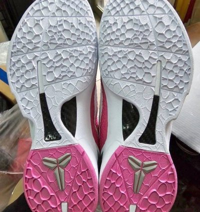 Kobe 6 Protro ' Think Pink ' - DJ3596 600 |