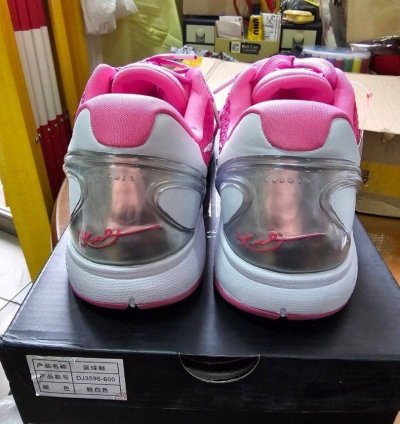 Kobe 6 Protro ' Think Pink ' - DJ3596 600 |
