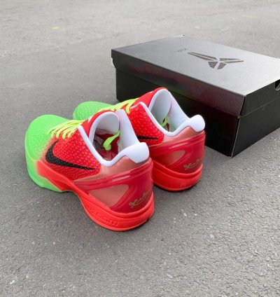 Kobe Protro 6 Faded Grinch - Red Green