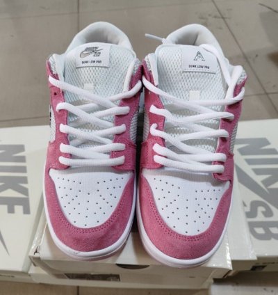 Nike SB Dunk Low April Skateboards Pink