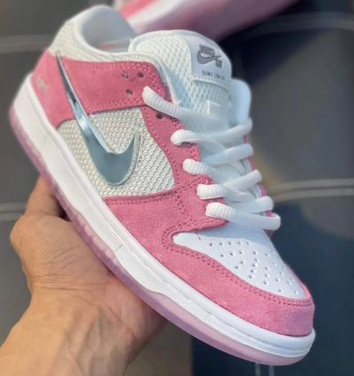Nike SB Dunk Low April Skateboards Pink