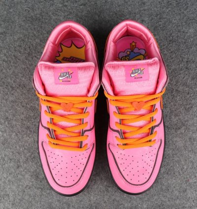 Nike SB Dunk Low The Powerpuff Girls Blossom
