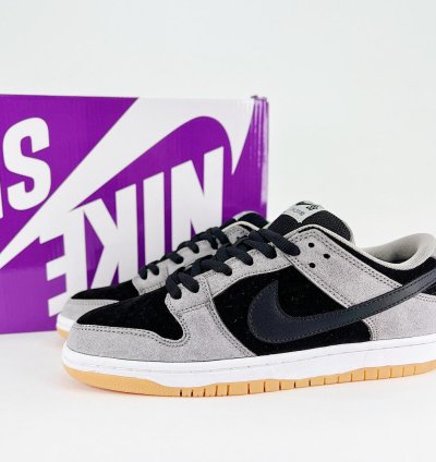 Nike Dunk Low SB Dark Smoke Grey