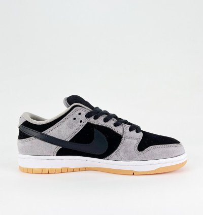 Nike Dunk Low SB Dark Smoke Grey
