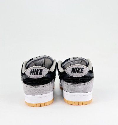 Nike Dunk Low SB Dark Smoke Grey