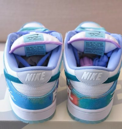 Nike SB Dunk Low Futura Laboratories Bleached Aqua
