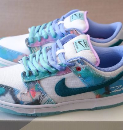 Nike SB Dunk Low Futura Laboratories Bleached Aqua