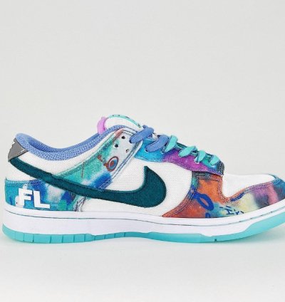 Futura Laboratories x Nike Dunk Low SB Bleached Aqua