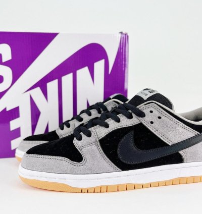 Nike Dunk Low SB Dark Smoke Grey