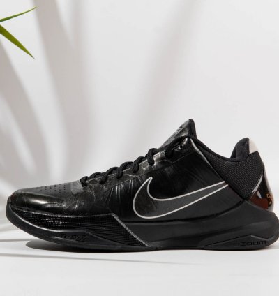Nike Kobe 4 Blackout